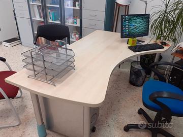 tavolo-scrivania per ufficio