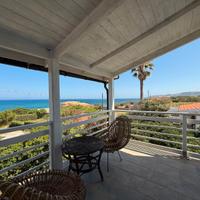 Villa bifamiliare, a 50 m dal mare, ristrutturata