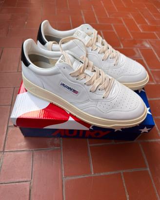 Scarpe Autry bianche uomo 42
