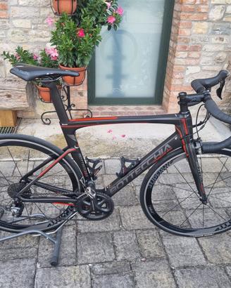 BICICLETTA BOTTECCHIA DA CORSA IN CARBONIO
