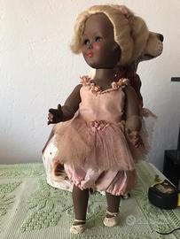 Bambola Athena o Ottolini