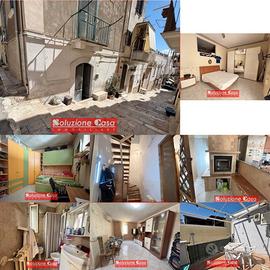 Casa indipendente Canosa di puglia