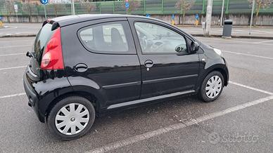 Peugeot 107  NEO PATENTATI