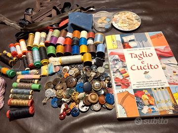 Taglio e cucito, manuale 2001+ 44 spolette ecc