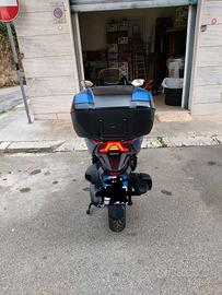 HONDA FORZA 350 DELUXE