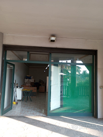 Locale per attività commerciale