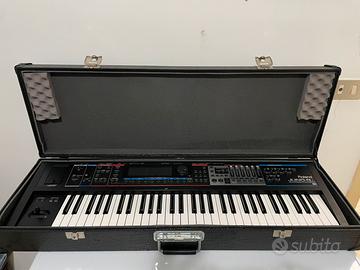 Roland Juno Gi Sintetizzatore