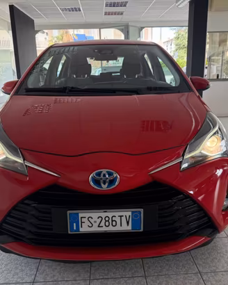 Toyota Yaris 1.5 Hybrid 5 porte Active
