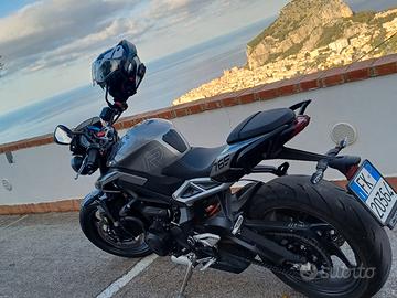 Triumph Street Triple 765R 