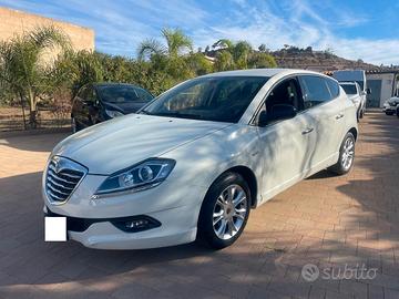 Lancia Delta 1.6"Finanziabile Senza Busta Paga"