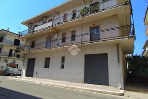 MAGAZZINO A CORIGLIANO-ROSSANO