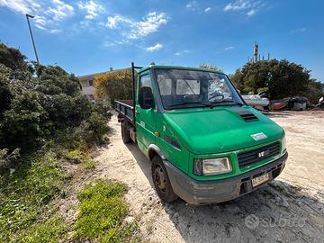 Iveco Daily 35.10 ribaltabile trilaterale+G.traino