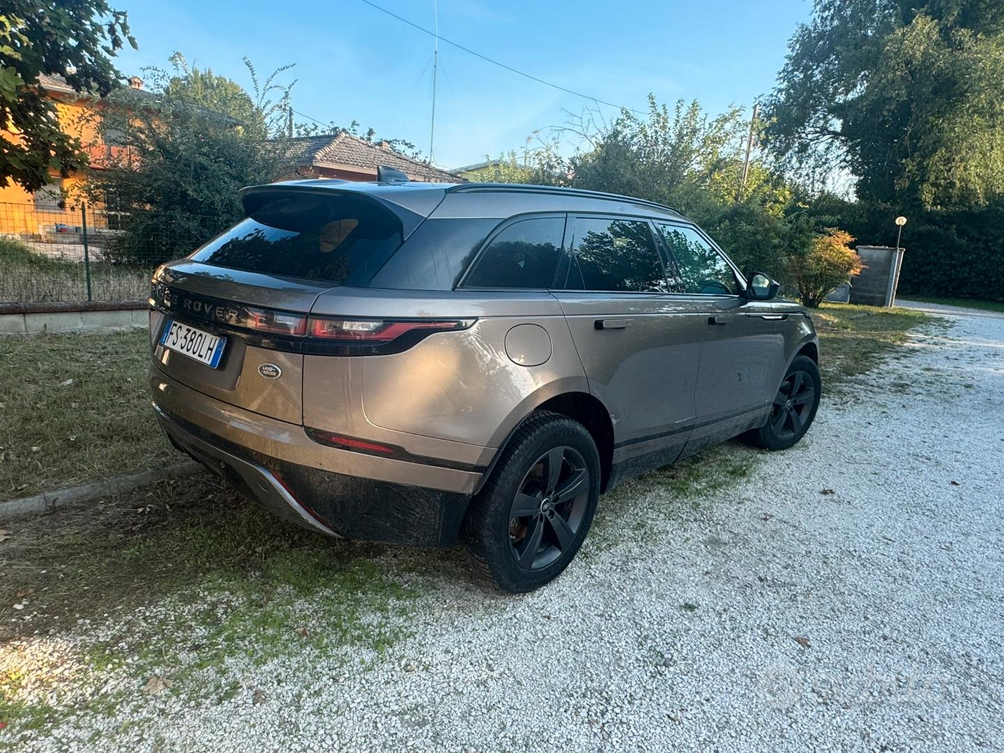 Land Rover Range Rover Velar 2018 photo 4