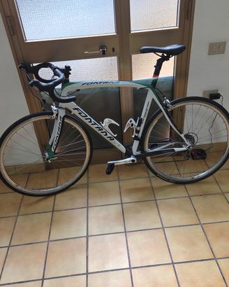 Bici da corsa in carbonio 