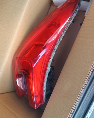 Renault Kadjar fanali posteriori esterni 