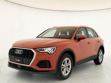 AUDI Q3 40 2.0 tdi Business quattro 190cv s-tronic