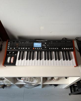 Behringer deepmind 6