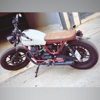 Moto Guzzi v35 del ‘79 cafe racer