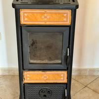 Stufa a legna DAFNE 7,7 kW + kit canna fumaria