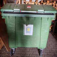 Cassonetto immondizia 