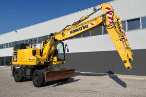 KOMATSU PW180 ESCAVATORE GOMMATO