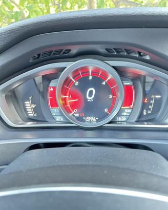Volvo v40 d3