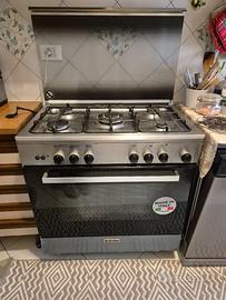 Cucina a Gas 5 fuochi + fornoa ventilato