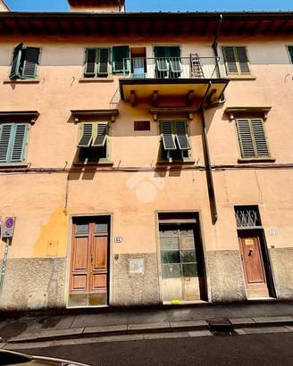 3 LOCALI A FIRENZE