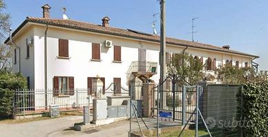 Appartamento di 117 m² con 3 locali a Granarolo de