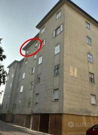 Immobile in asta di 92 m² con 3 locali e box auto 