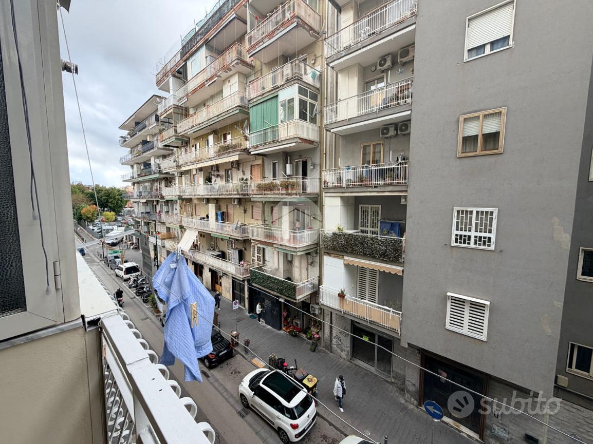 Apartment in Napoli, Pianura, Municipalità 9 - Altro