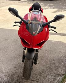 Ducati Panigale v2