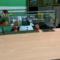 Multifunzionale portaoggetti per scrivania