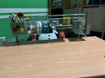 Multifunzionale portaoggetti per scrivania