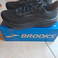 BROOKS 