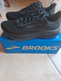 BROOKS 