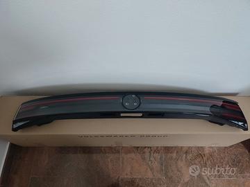 Faro posteriore Volkswagen Taigo 