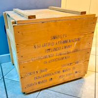 Cassa in legno militare vuota