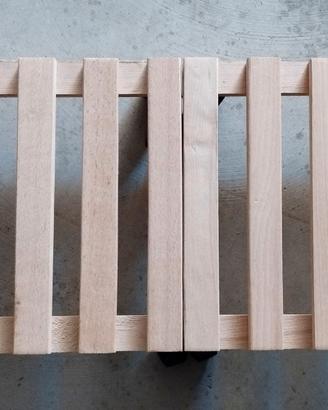 Carrello/pedana in legno per vasi o fioriera