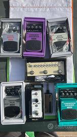 Lotto pedali per chitarra ed effetti