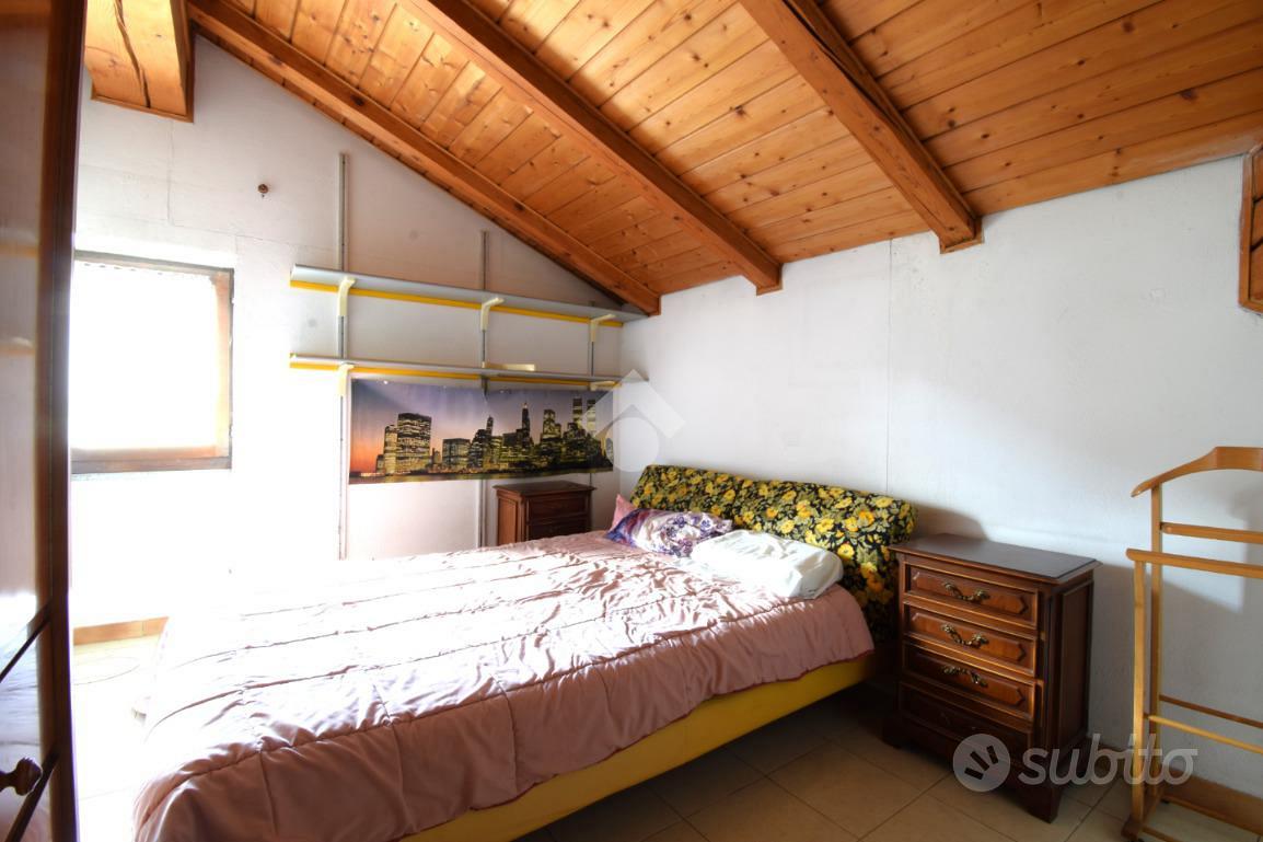 3 LOCALI A CHÂTILLON - Vista 4