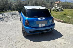 Mini cooper s r56. 2008