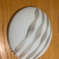 Plafoniera in vetro bianco satinato