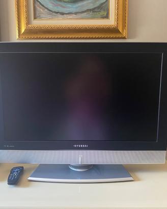TV yundai modello 320 HD
