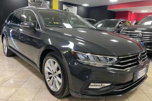 VOLKSWAGEN Passat Variant 2.0 TDI SCR EVO DSG Bu