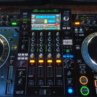 Pioneer XDJ-XZ + Flight Case