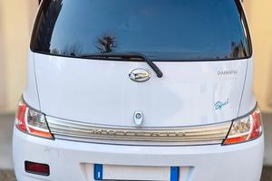 auto intera Materia Daihatsu per ricambi