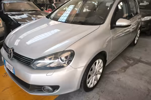 Volkswagen Golf 2.0 TDI 140CV DPF DSG 5p. Highline