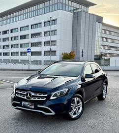 Mercedes-benz GLA 180 180d Automatic Premium