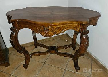 Tavolo stile '800
